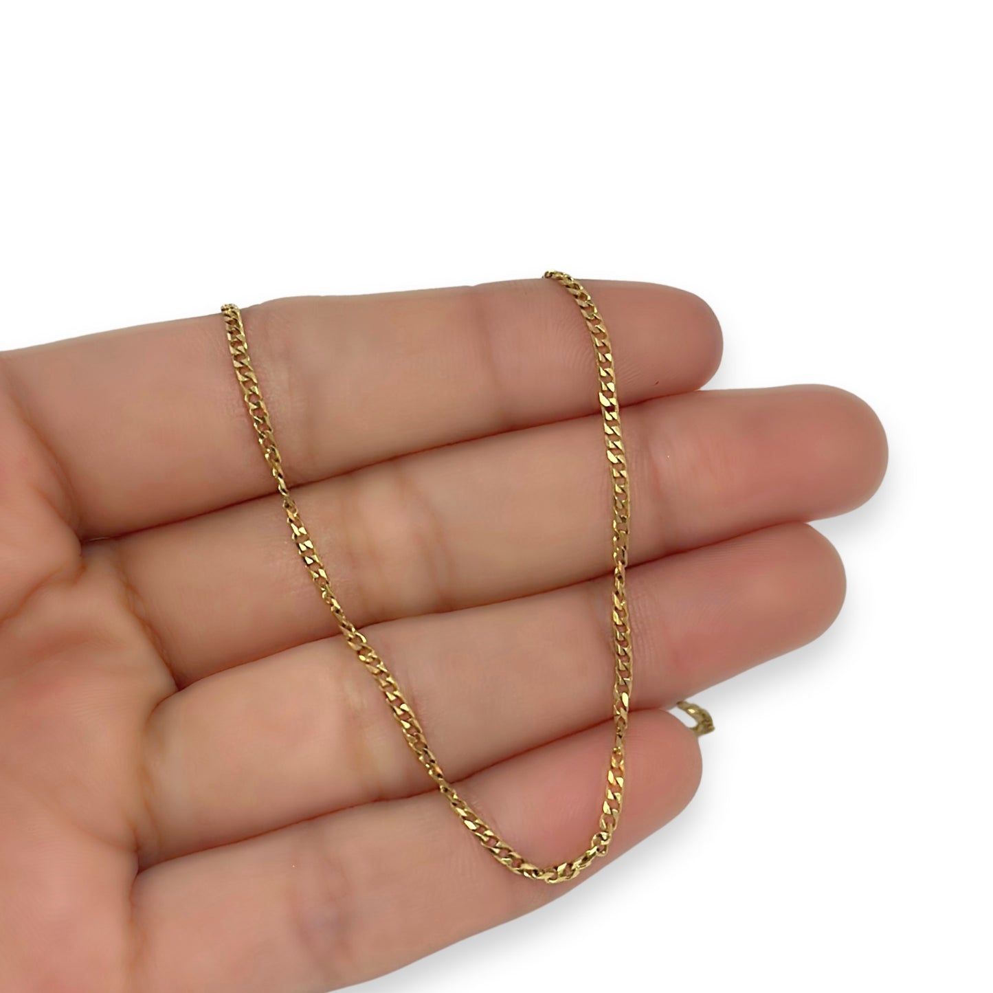 CUBAN LINK CHAIN