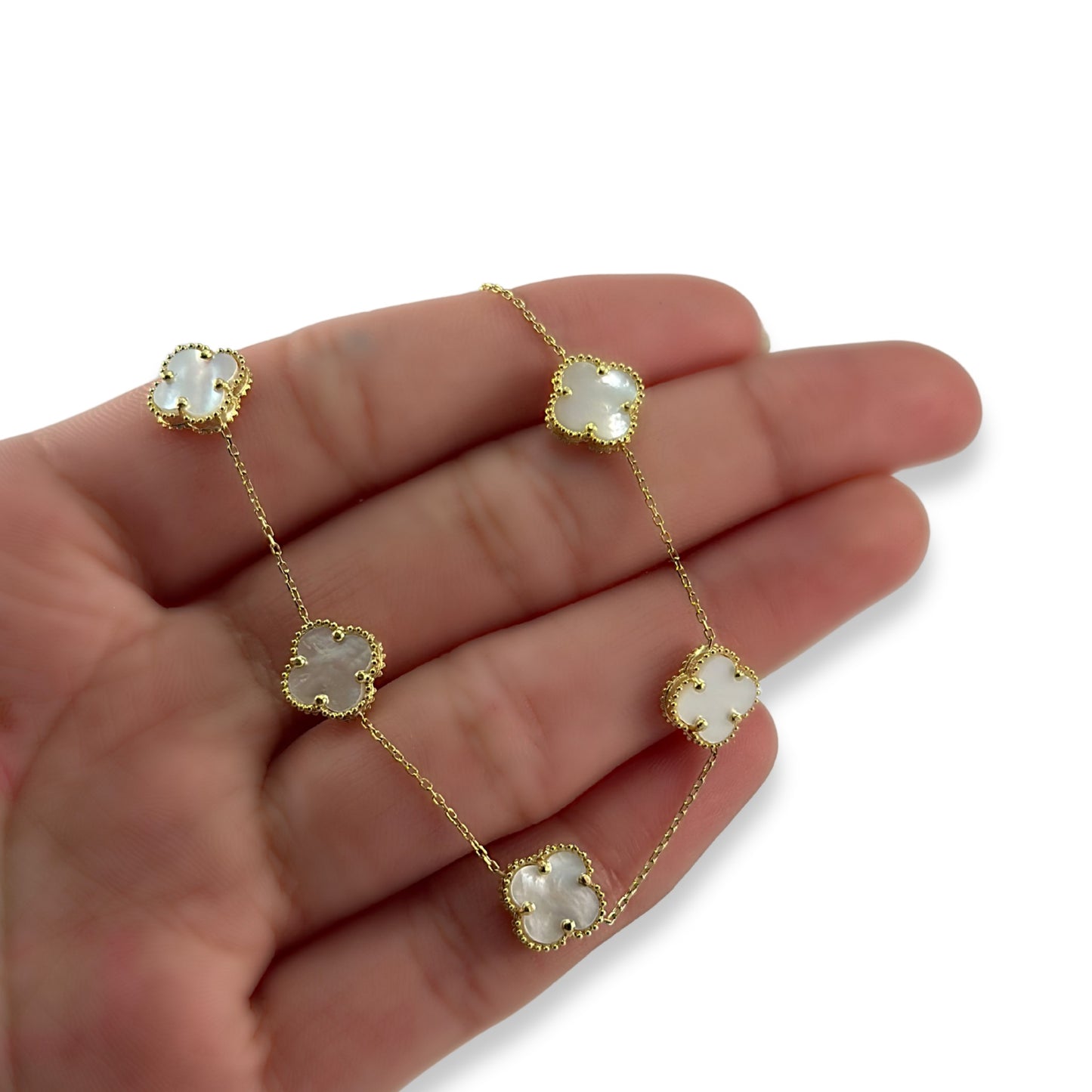 PULSERA DE TRÉBOL BLANCO