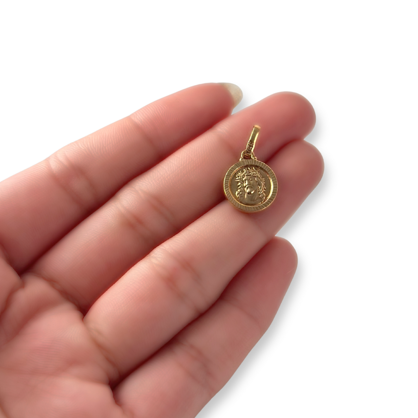 JESUS FACE MEDAL PENDANT