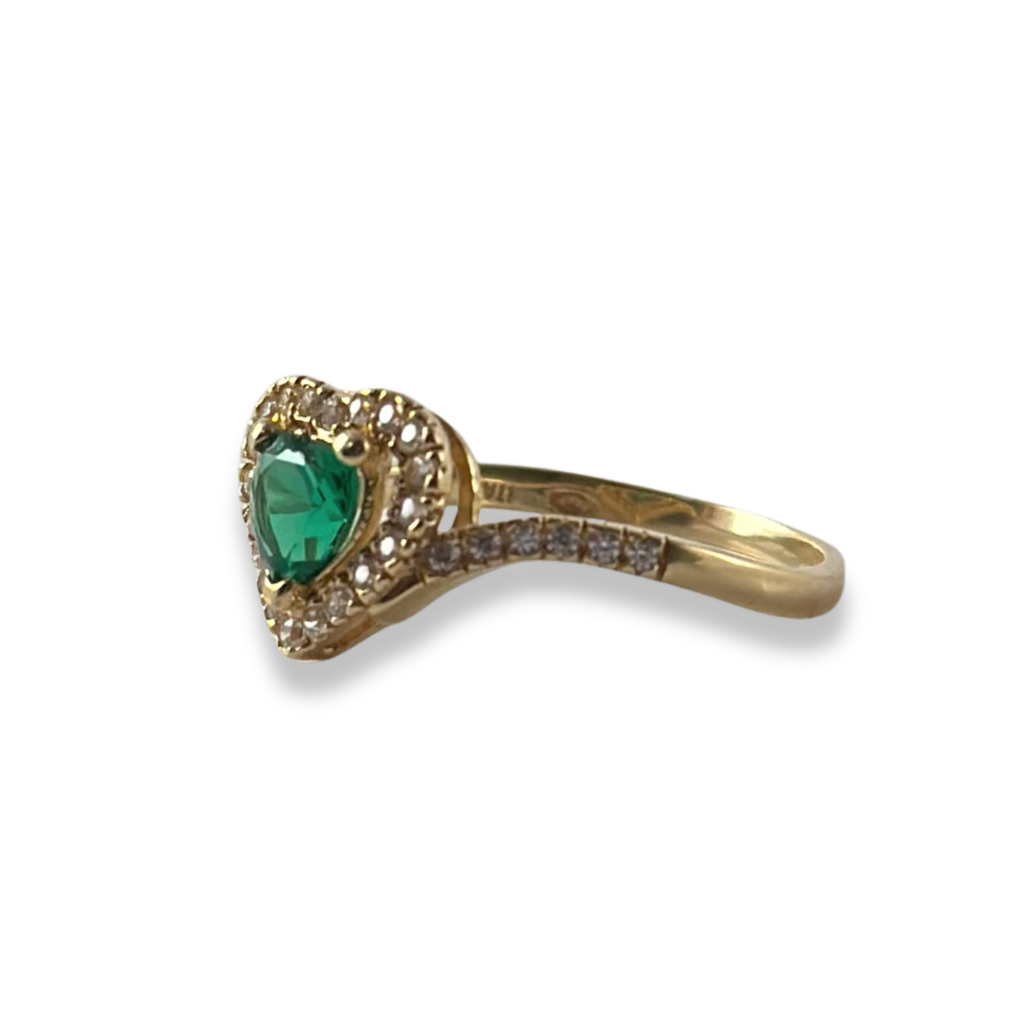 GREEN HEART RING