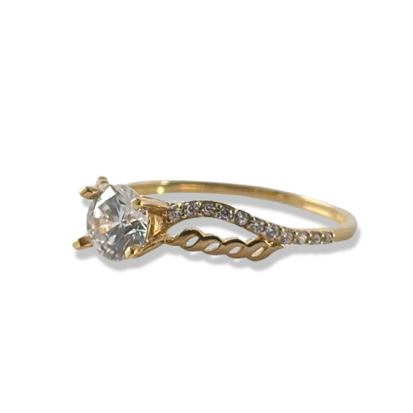 SOLITAIRE RING