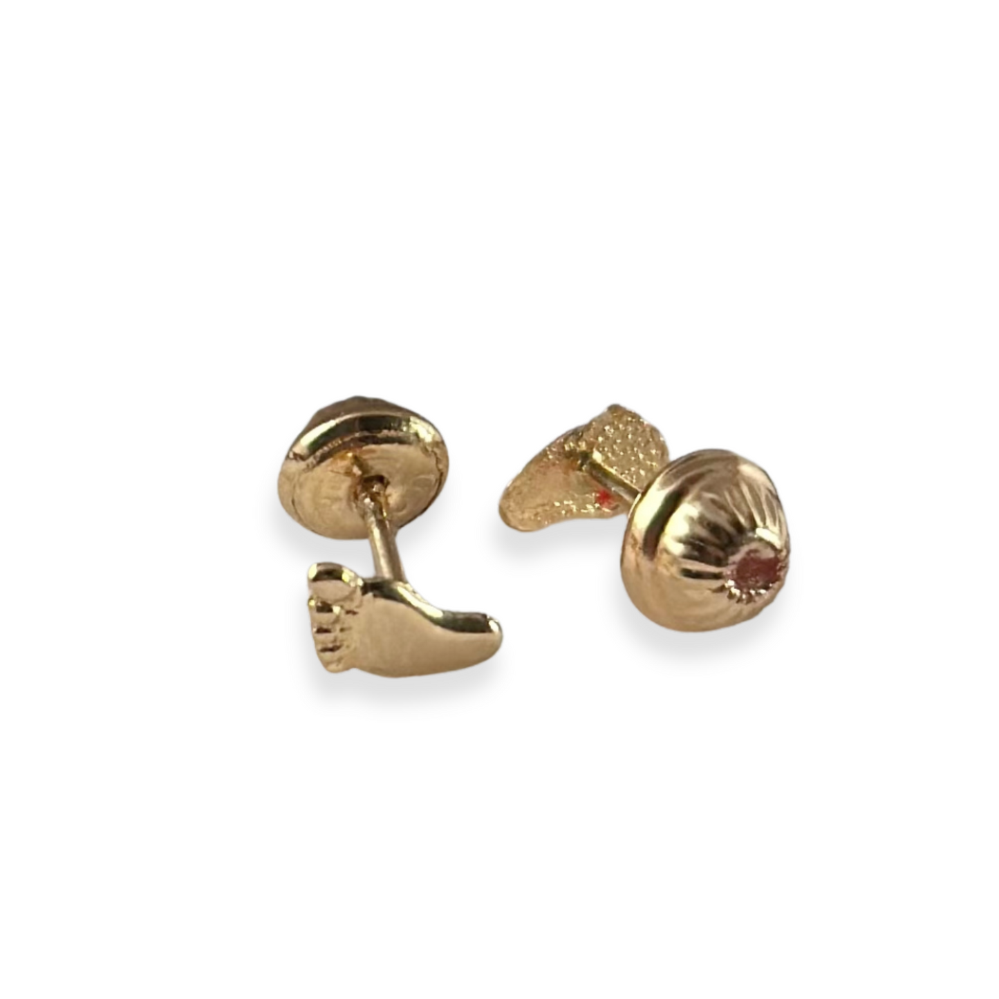 STUD EARRINGS FOOTPRINTS