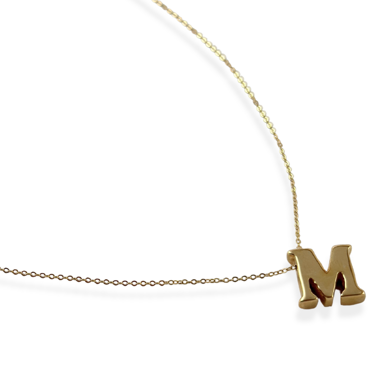 NECKLACE WITH LETTER M