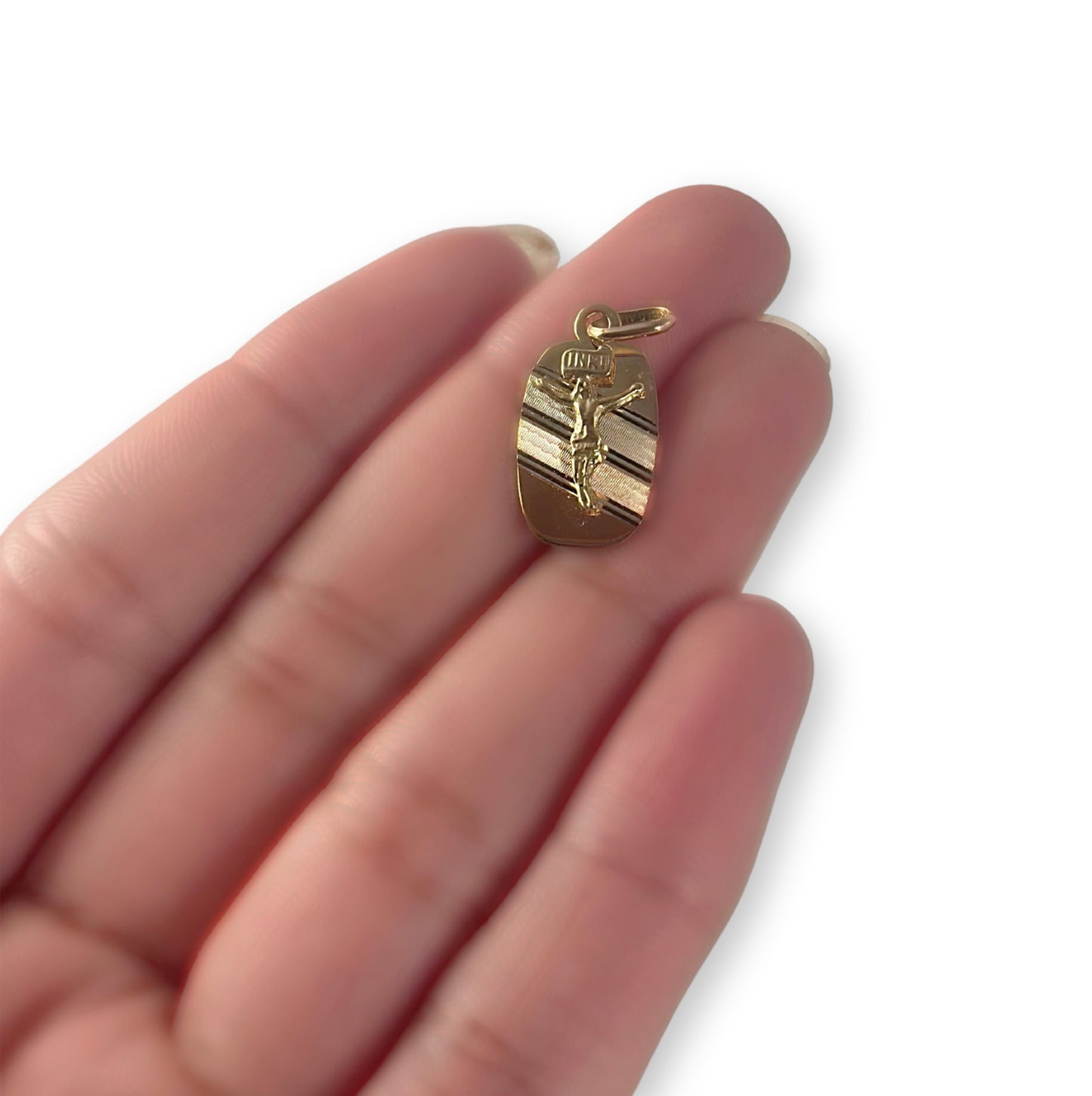JESUS PLAQUE PENDANT