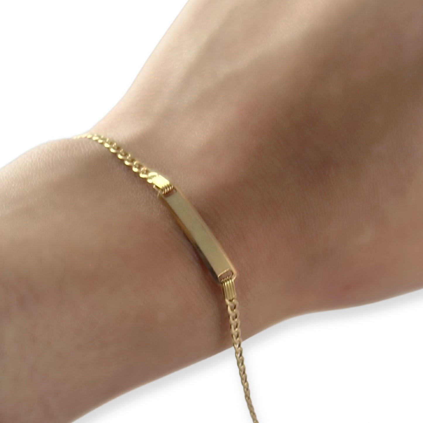 BABY CUBAN BRACELET WITH NAMEPLATE