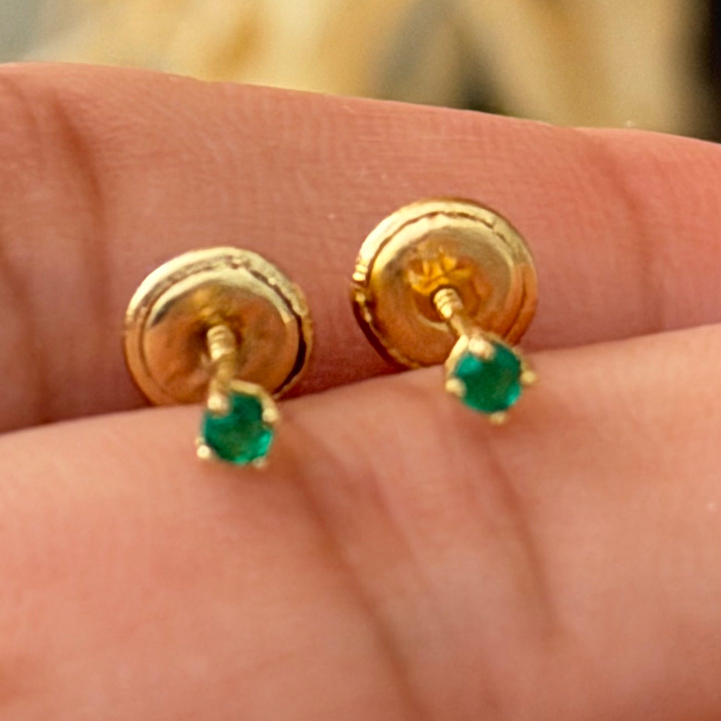 Emerald Stud Earrings/ 1g/ 1mm /18K GOLD