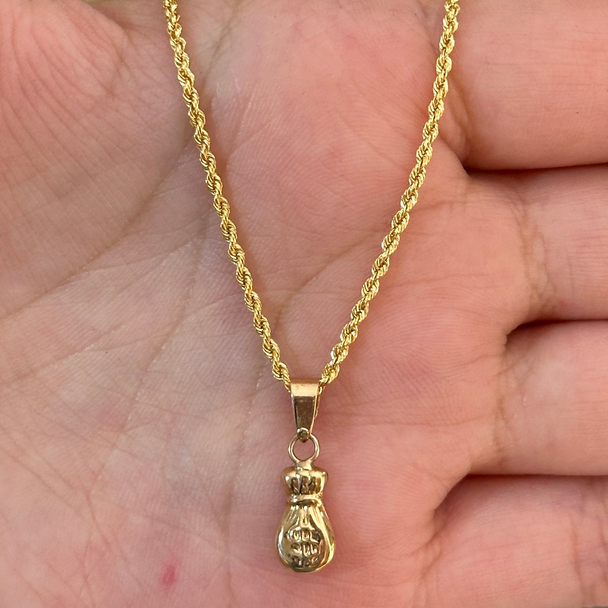 Rope Chain with with Money Bag Pendant / 2.22 gr / 50 cm / 1.8 mm / 18K Italian Gold