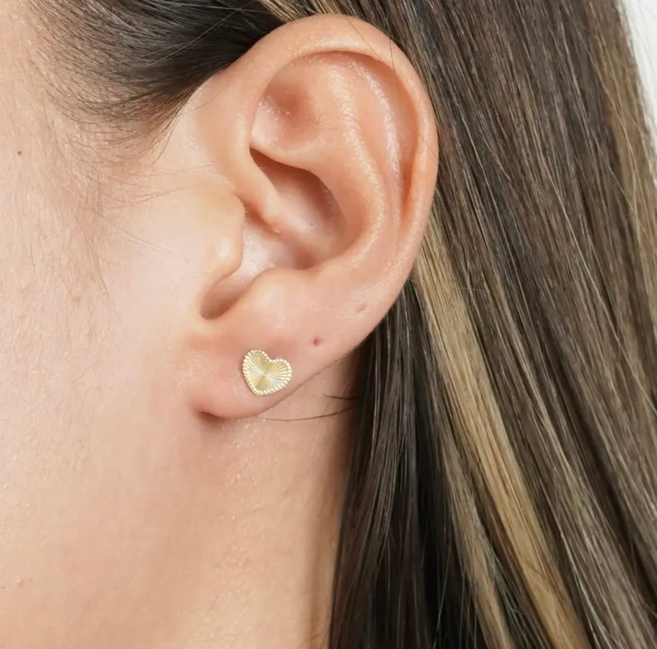 DIAMOND CUT HEART EARRING