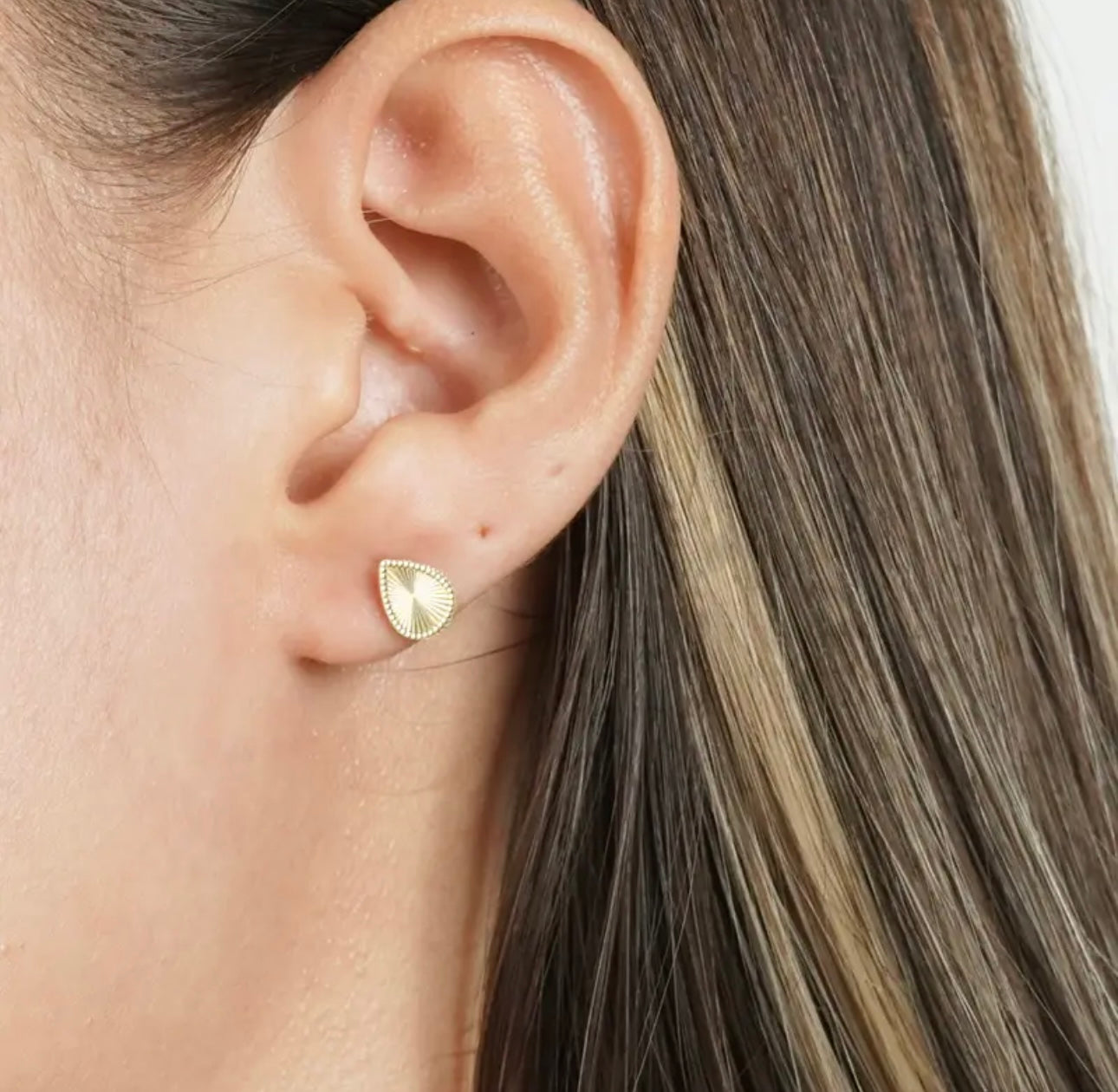 DIAMOND CUT TEARDROP EARRING