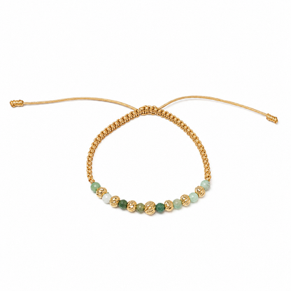 Pulsera con esmeralda muralla y cuentas de oro de 5 y 6 mm