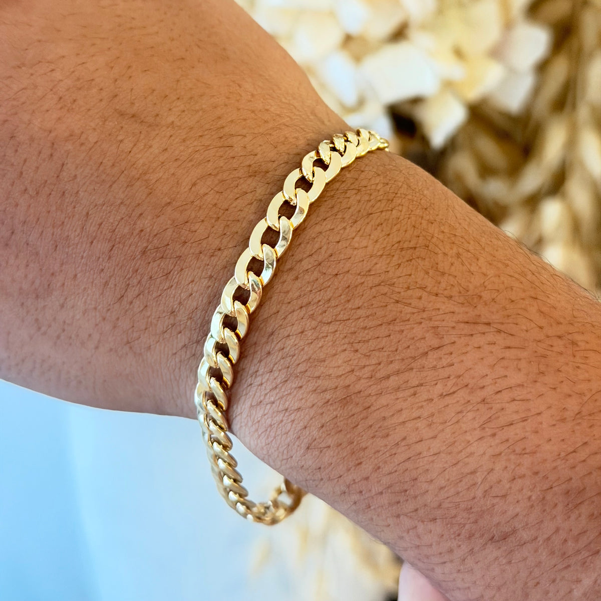 Pulsera Cubana / 8.77 gr / 20.5 cm / 6 mm / Oro italiano de 18K