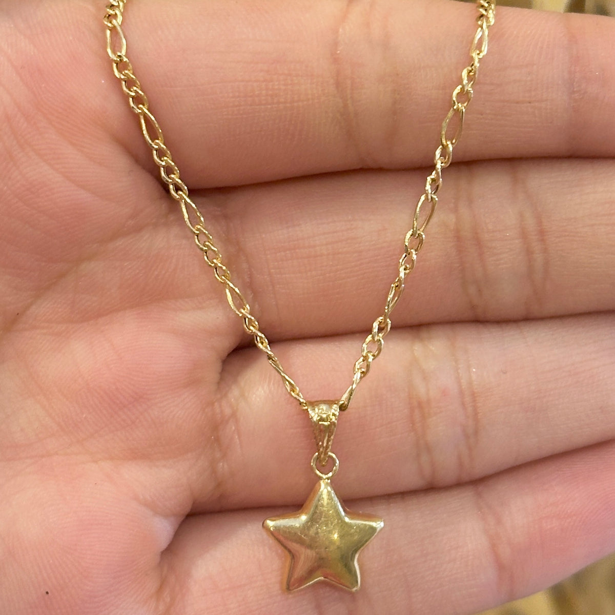 Figaro Chain with star Pendant / 2.22 gr / 50 cm / 2 mm / 18K Italian Gold