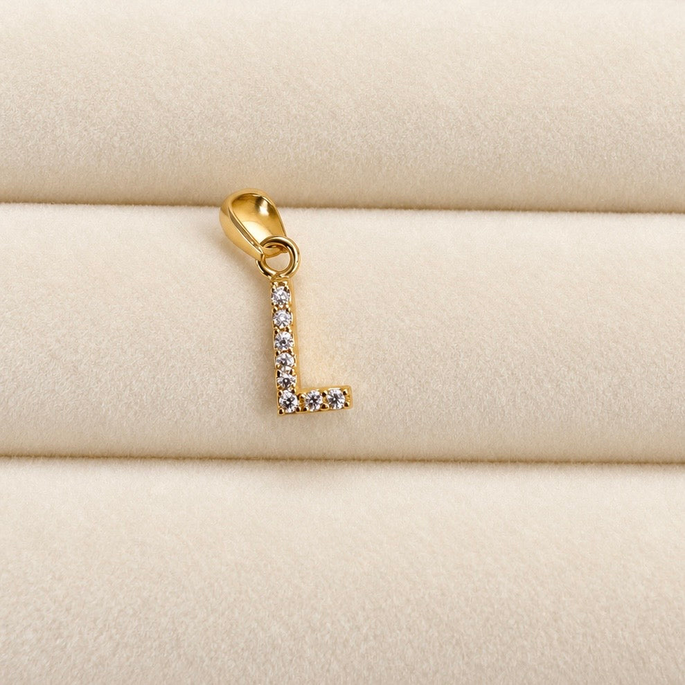 Letter L Pendant / 0.50 gr / 1.5 cm / 18K Italian Gold