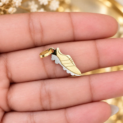 Two-Tone Soccer Cleat Pendant  / 1.09 gr / 2.5 cm / 18K Italian Gold
