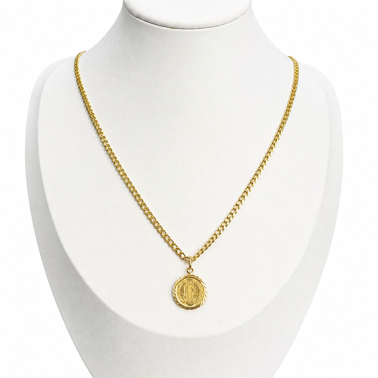 Cadena cubana con colgante / 4.53g/ 45cm/ 4mm/ Oro italiano 18k