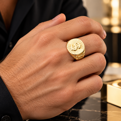 Sunburst Initial S Signet Ring / 6.14 gr / Size 12 / 6 mm / 18K Gold