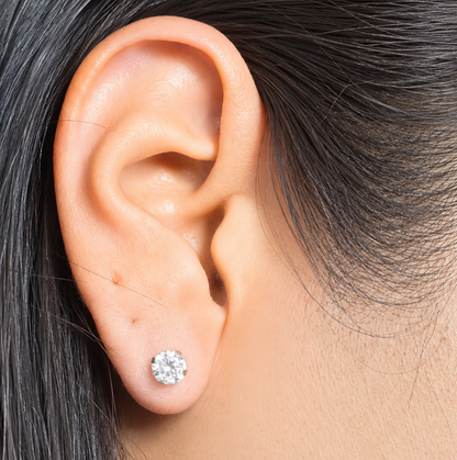 Pendientes con Piedra Central/ 0.7g/ 4mm/ Oro Italiano de 18K