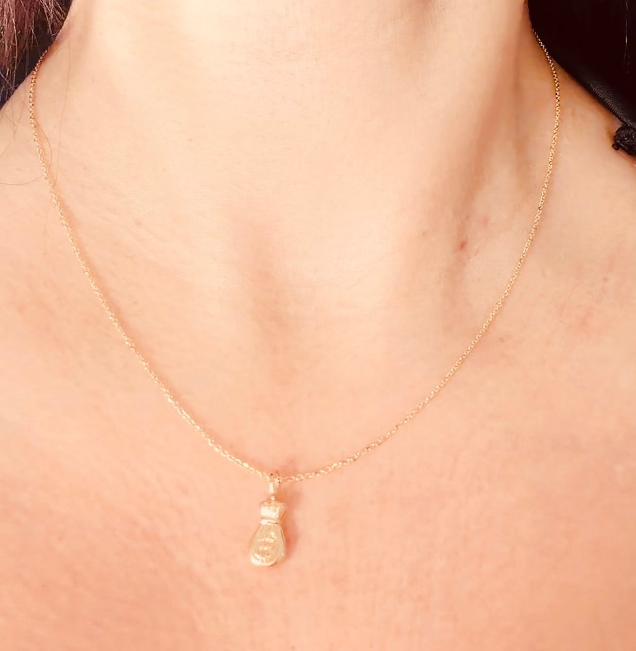 CHAIN WITH MONEY BAG PENDANT