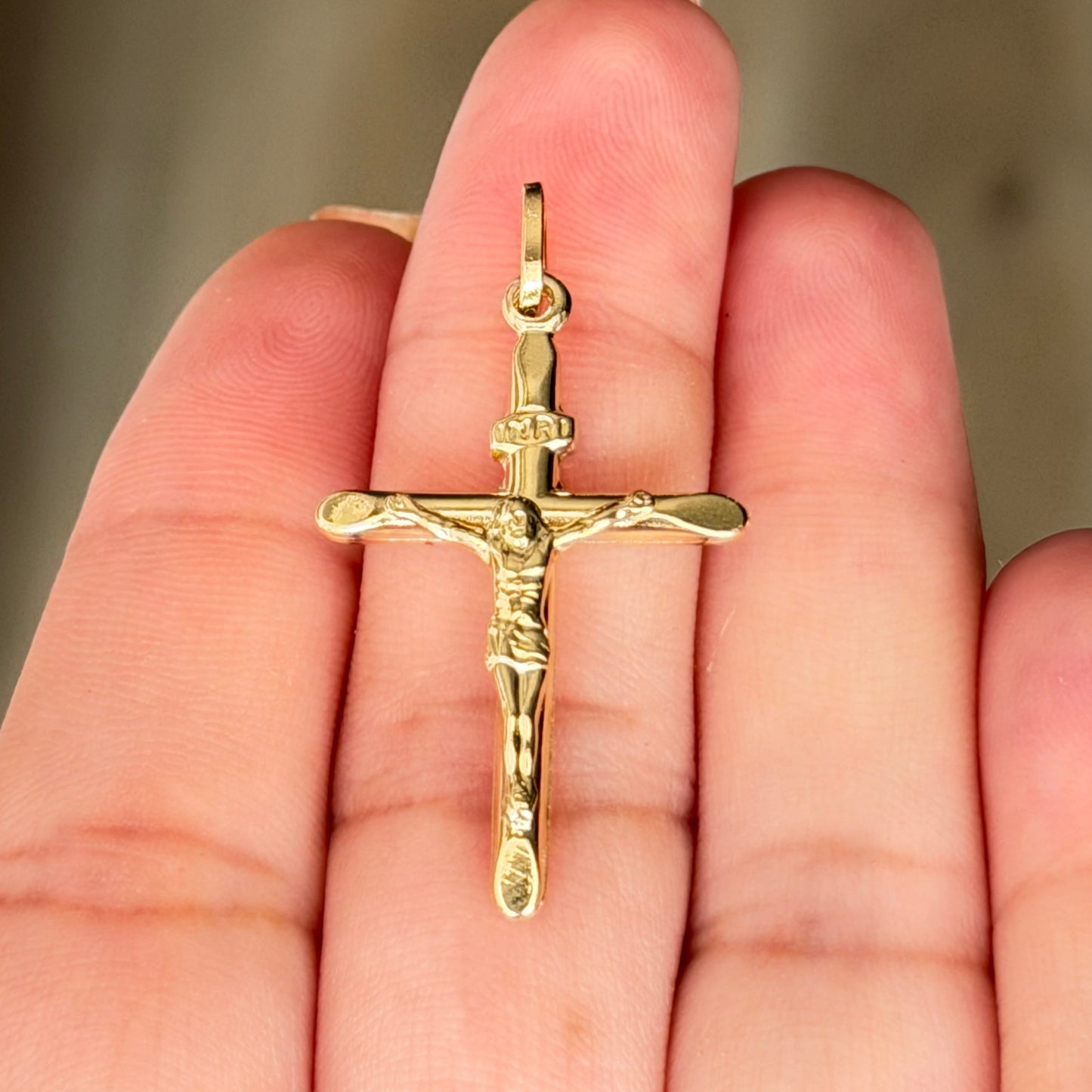 Cross Pendant / 1.62 gr /3.7 cm / 18K Italian Gold