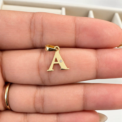 Letter A Pendant / 0.64 gr / 1.6 cm / 18K Italian Gold