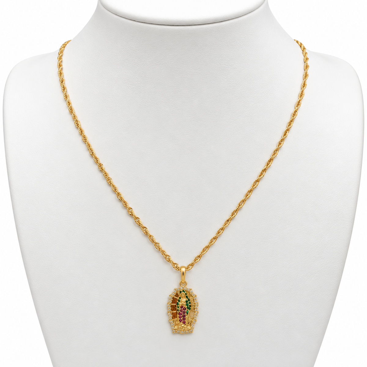 Cadena Singapur con Colgante de la Virgen de Guadalupe / 5.06 gr / 50 cm / 1.8 mm / Oro italiano de 18K