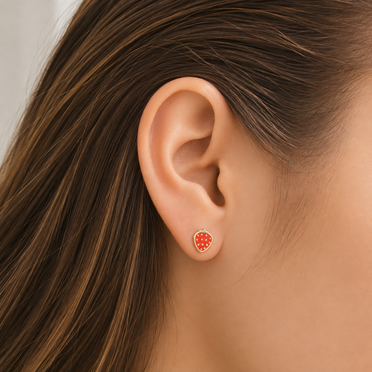 Pendientes de fresa /0,58g / 5mm / oro de 18K