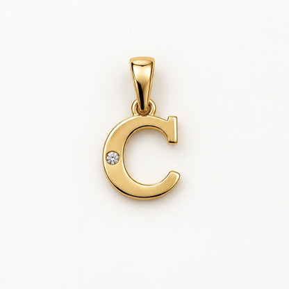 Letter C Pendant / 0.67 gr / 1.6 cm / 18K Italian Gold