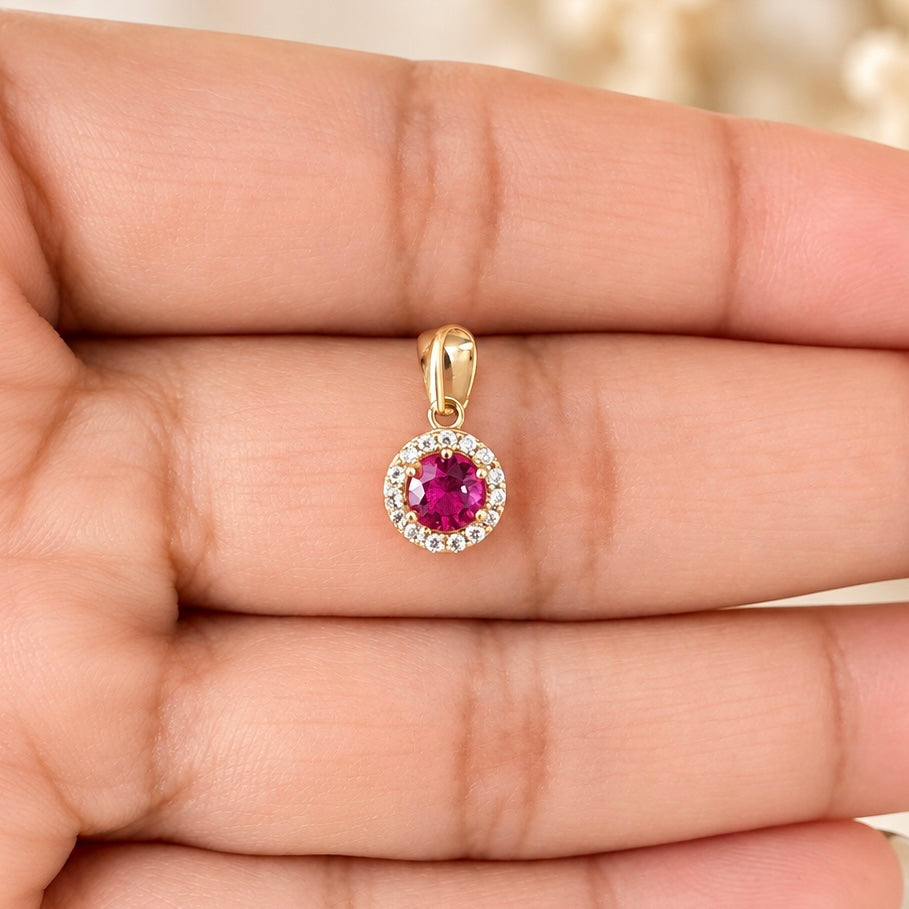 Ruby Pink Halo Pendant  / 0.63 gr / 1.2 cm / 18K Italian Gold