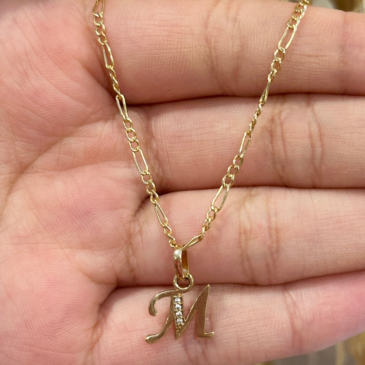 Figaro Chain with M Initial Pendant / 2.73 gr / 45 cm / 2 mm / 18K Italian Gold