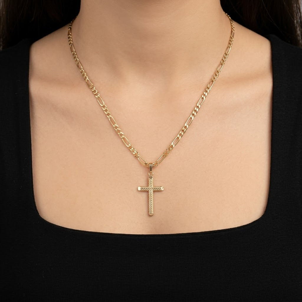 Figaro Chain With Cross Pendant / 4.29 gr / 45 cm / 3.9 mm / 18K Italian Gold