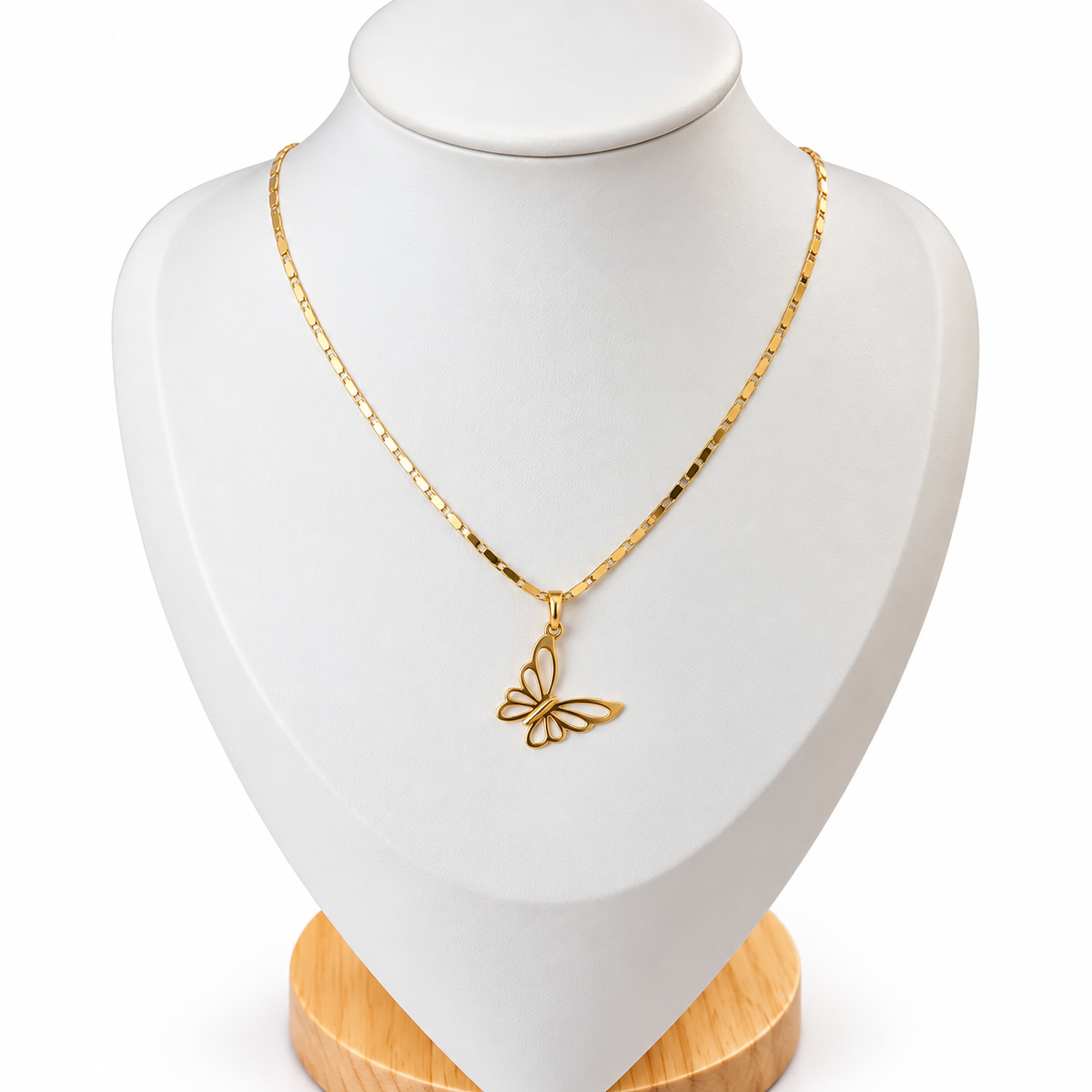 Flat Chain With Butterfly Pendant / 3.0 gr / 50 cm / 2 mm / Pendant 0.84 gr / 2.7 cm / 18K Italian Gold