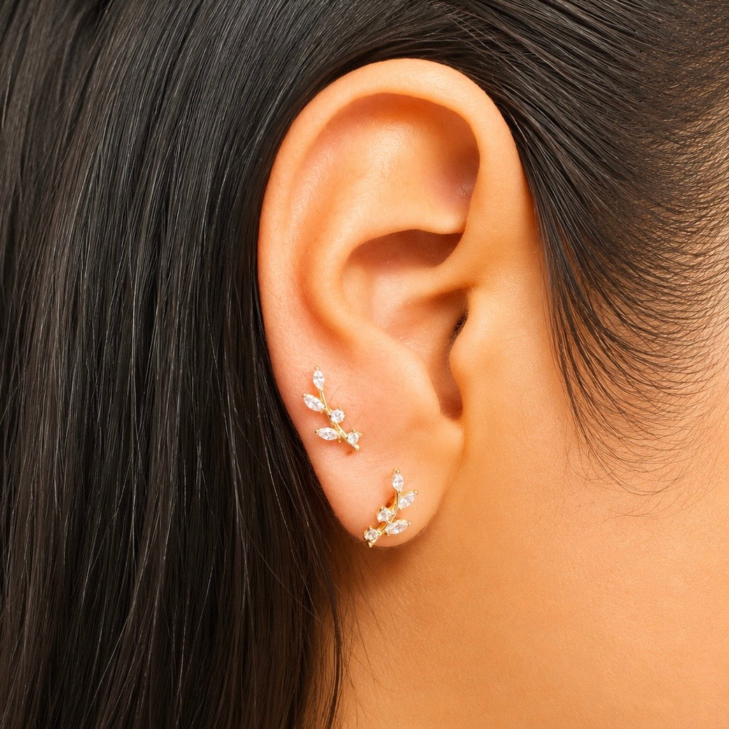 Leaf Cluster Stud Earrings/ 0.73g/ 2mm/ Gold 18K