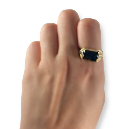 MEN’S RING WITH BLUE STONE