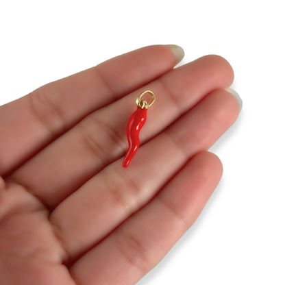 SMALL RED HORN