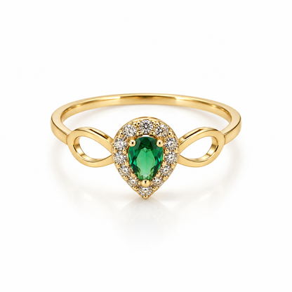 Teardrop Green Stone Solitaire Ring / 1.22g / Size 6 1/4  / 18K Italian Gold