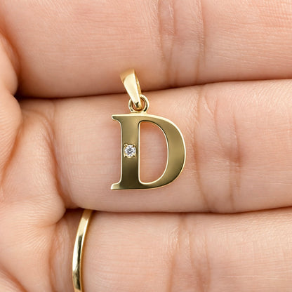 Letter D Pendant / 0.81 gr / 1.7 cm / 18K Italian Gold