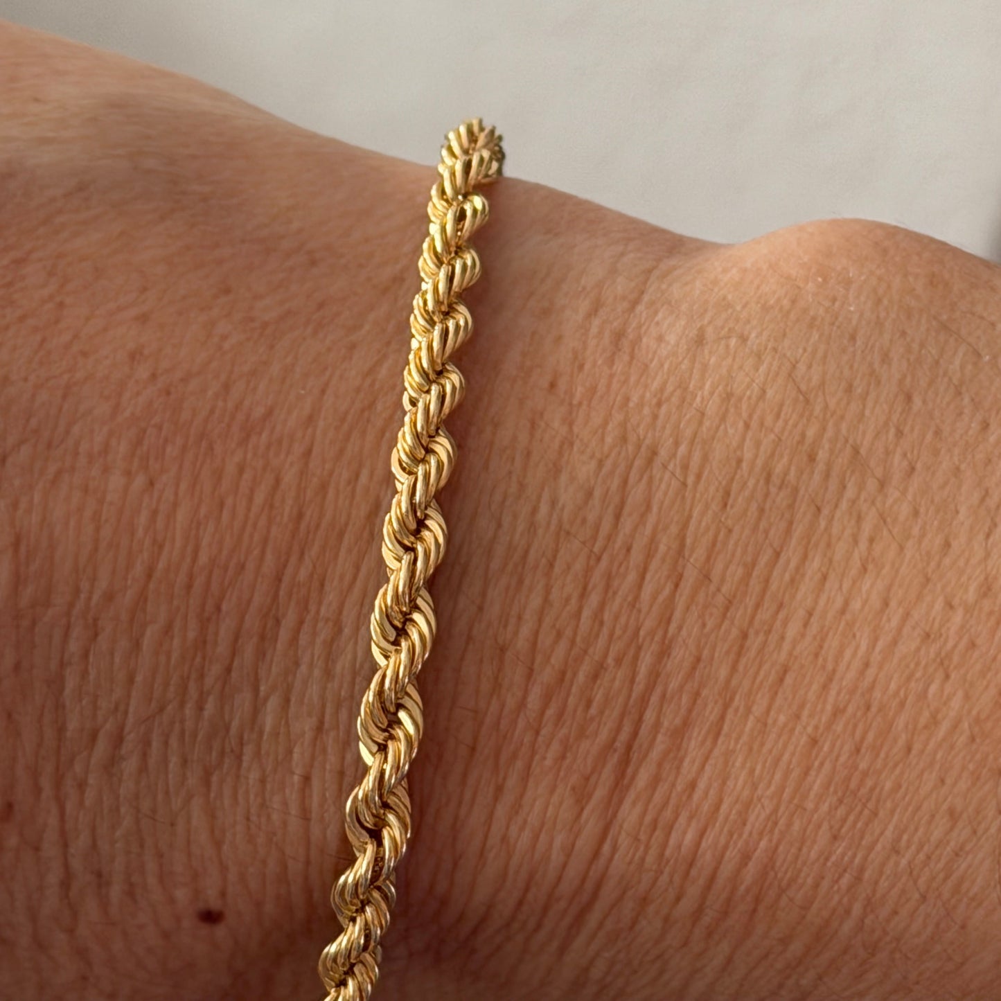 PULSERA DE CUERDA