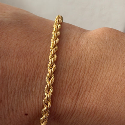 PULSERA DE CUERDA
