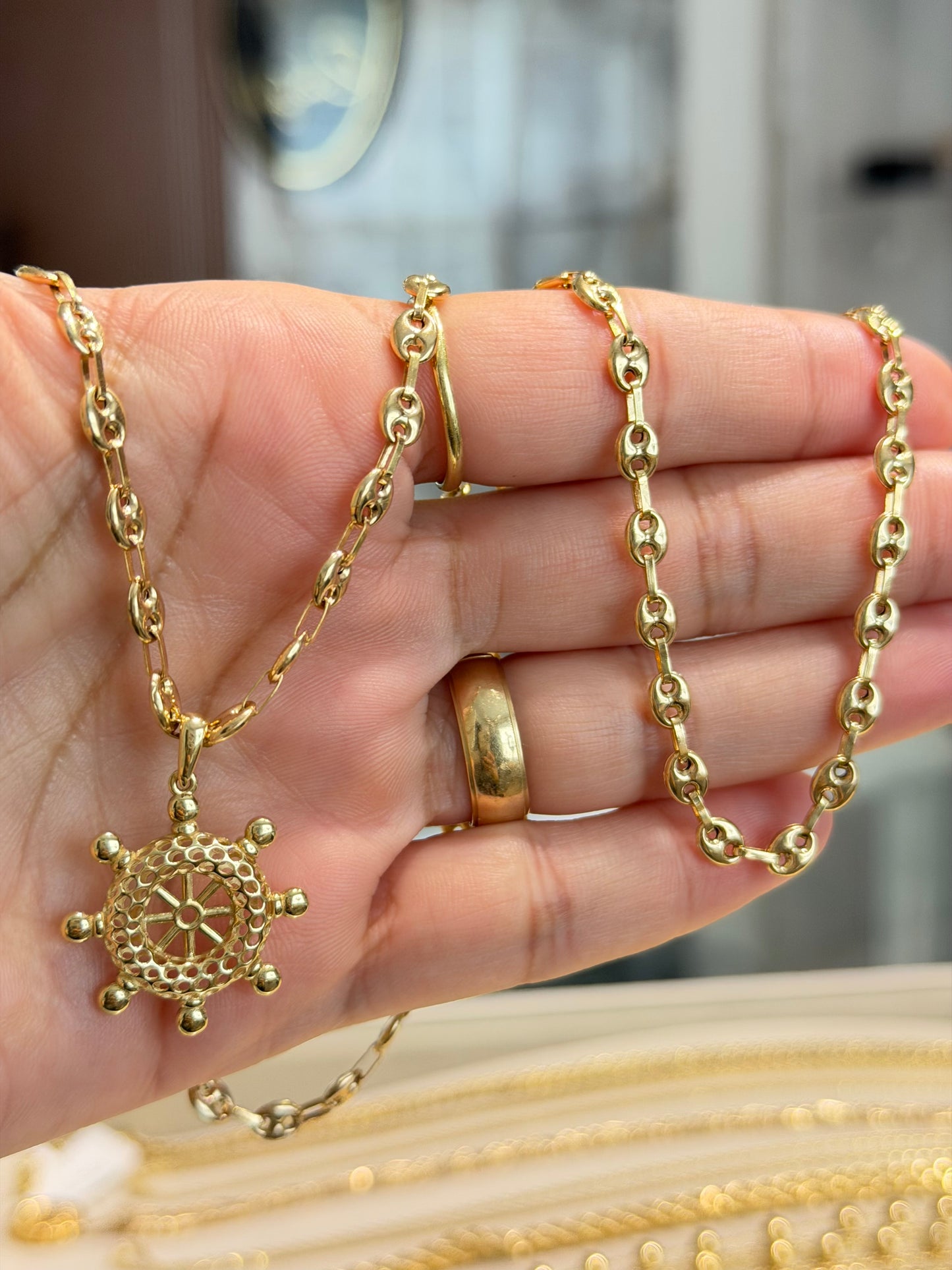 GC CHAIN WITH  PENDANT