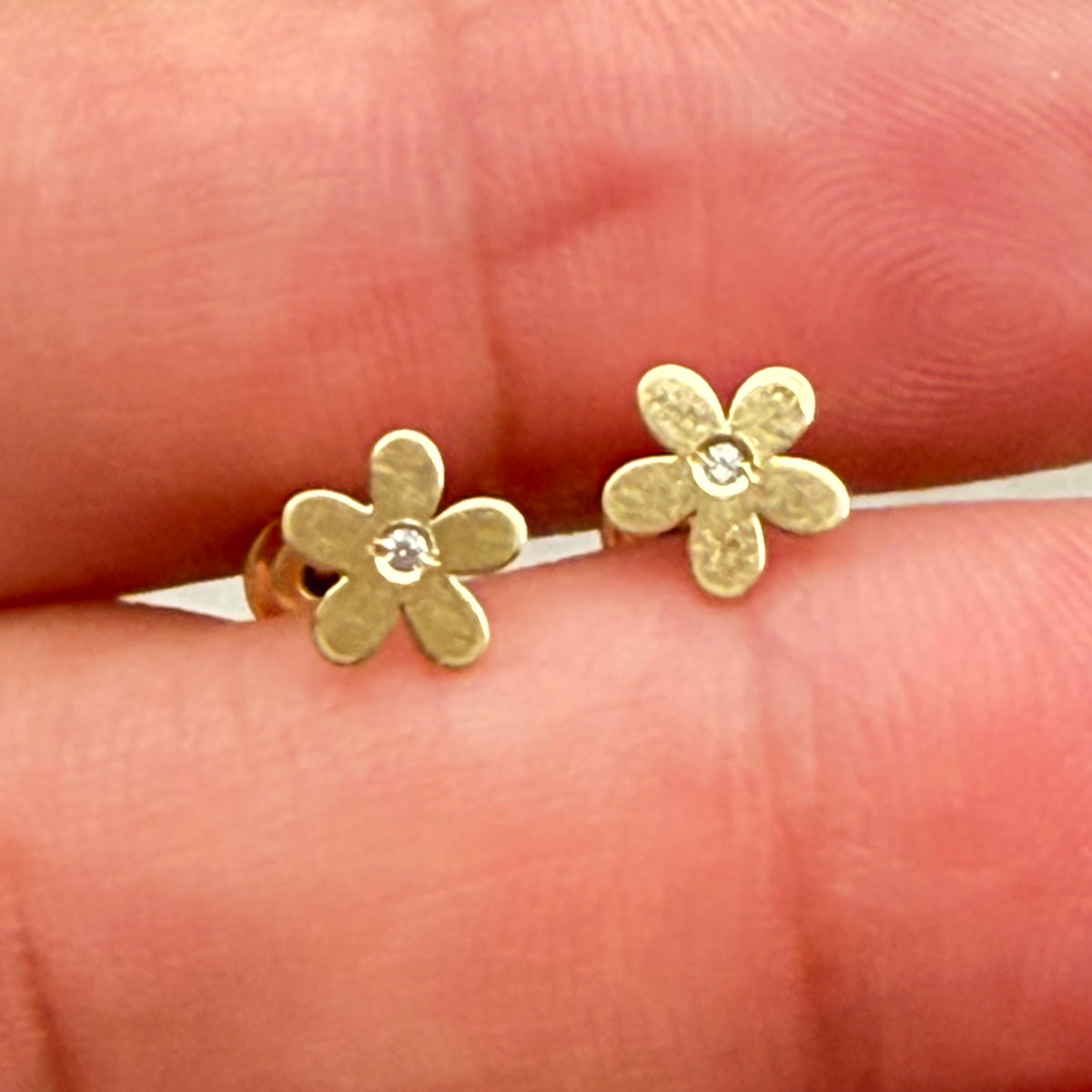 Stud Earrings Flower /Pza  / 5mm / 18K Italian Gold
