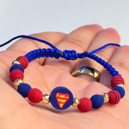 Pulseras de superhéroe Superman
 con detalles dorados para niño de 4 mm