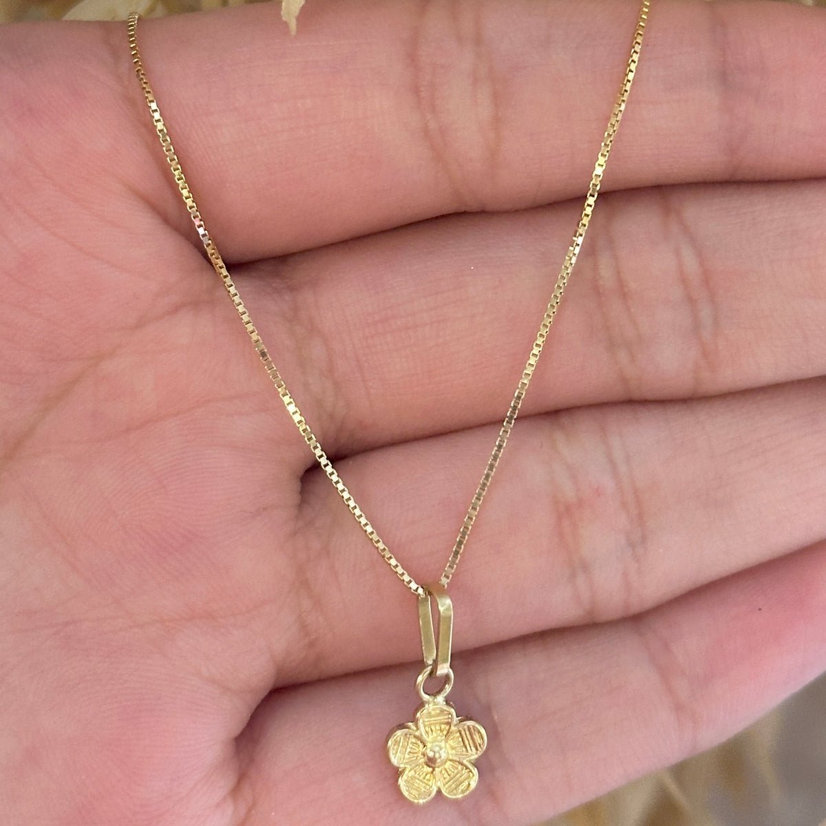 Venetian Chain with Flower Pendants / 1.97 gr / 45 cm / 1 mm / 18K Italian Gold
