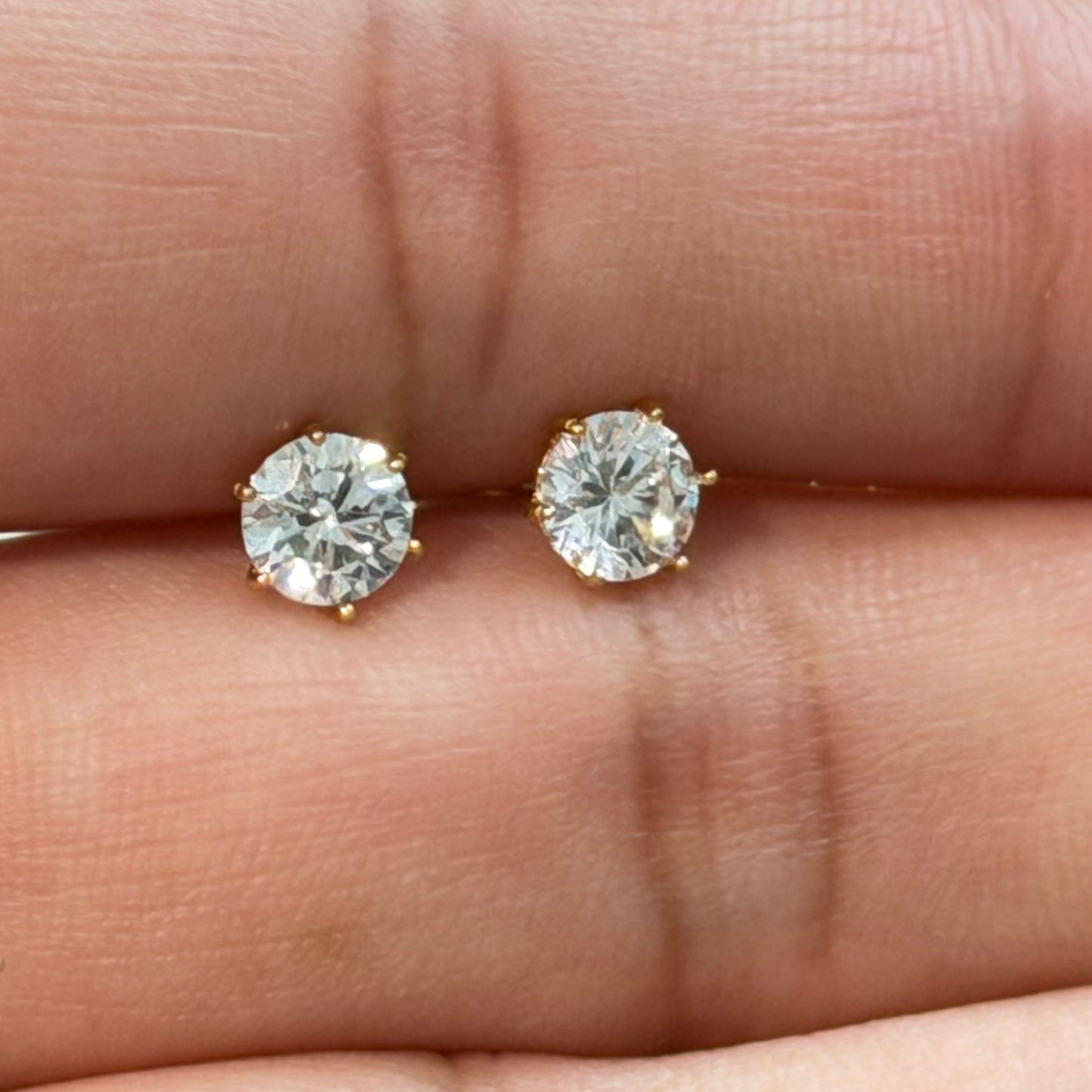PENDIENTES GRANDES REDONDOS CON PIEDRA