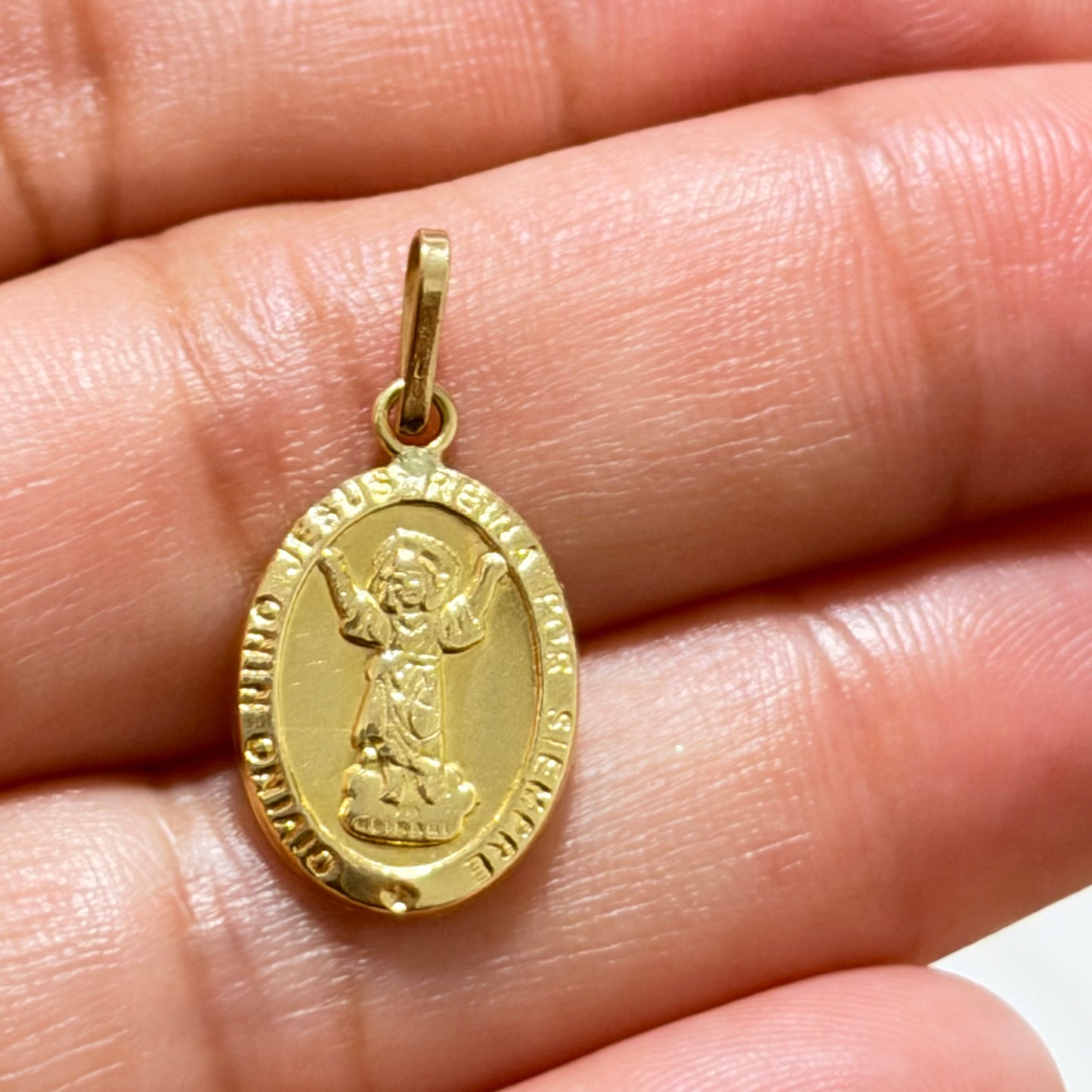 Divino Niño Pendant / 0.78g /2.5cm / 18K Gold