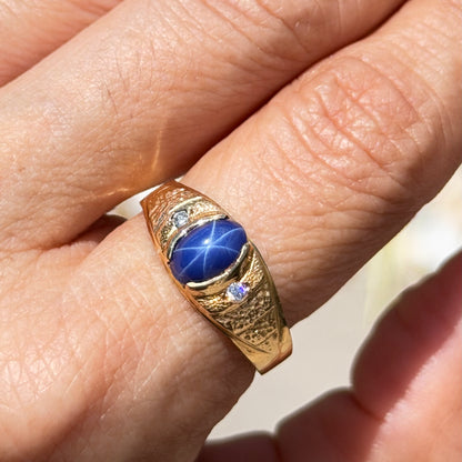 Blue Star Sapphire Ring / 2.43 gr / Size 10 1/2 / 18K Gold