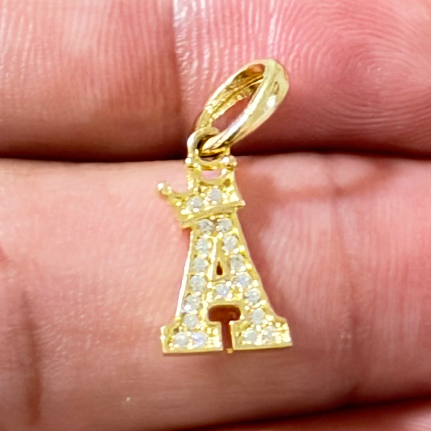 Letter A Pendant Zirconia / 0.66 gr / 1.4 cm / 18K Italian Gold