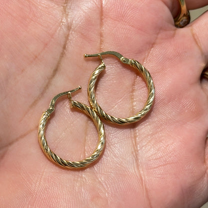 PENDIENTES DE ARO NIA
