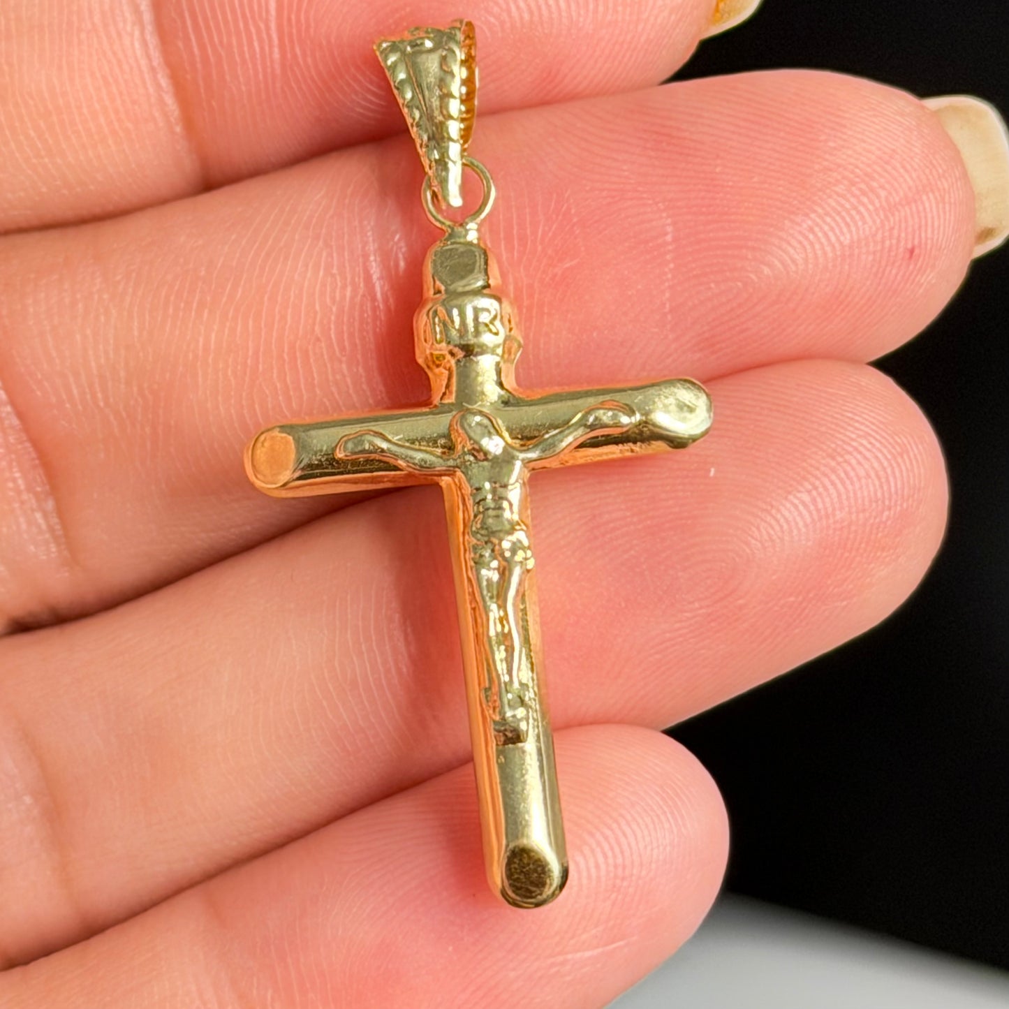 Crucifix Pendant / 1.51gr / 4cm / 18K Italian Gold