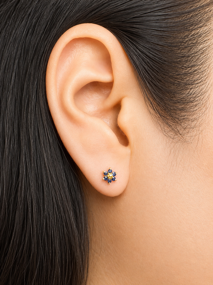 STUD EARRINGS FLOWER / 0.65gr / 5 MM / 18K ITALIAN GOLD