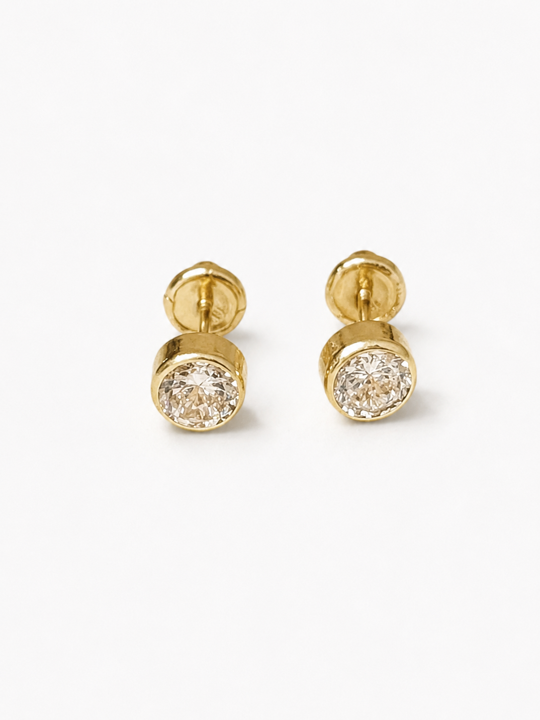 PENDIENTES DE PIEDRA CENTRAL